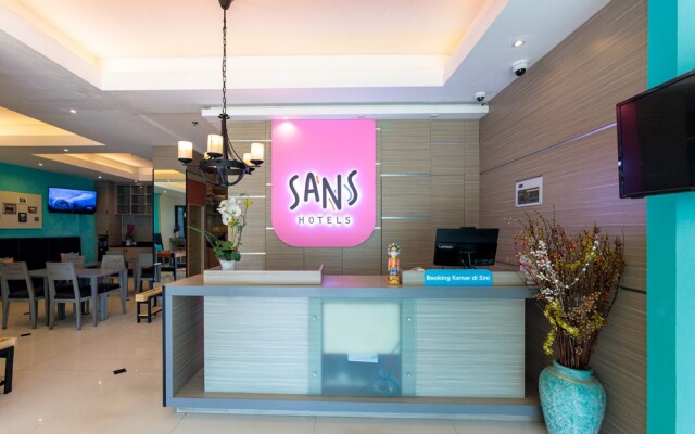 Sans Hotel Liv Ancol