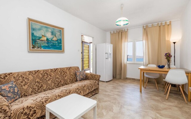 Nice Home in Cesarica With Wifi and 2 Bedrooms