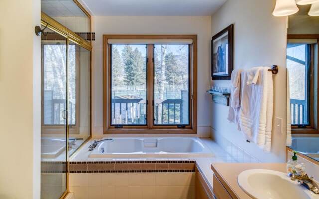 Bozeman - East Gallatin Retreat