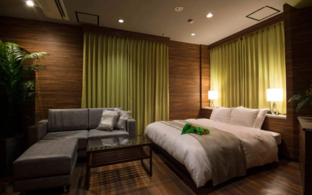 Reftel Osaka Itami Airport Hotel