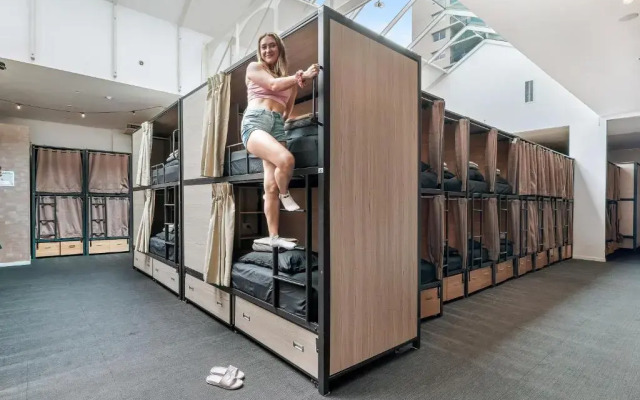 Holiday Inn Surfers Paradise