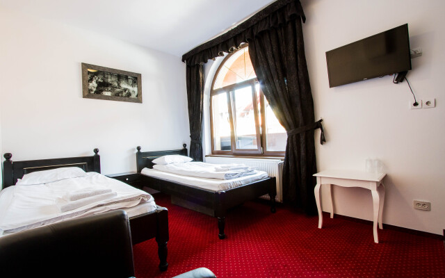 Complex Turistic Max International