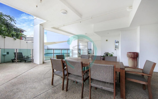 ZEN BY THE WATER - Darwin's Premier Ocean View Family Retreat