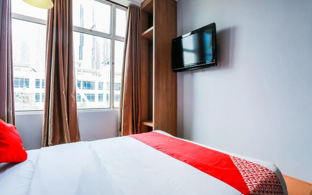 OYO 90894 Hotel Smc I-city