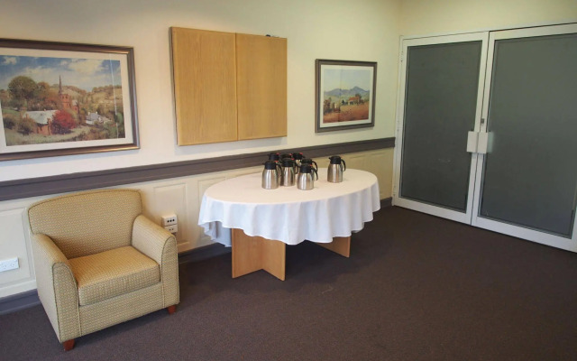 Killara Hotel & Suites
