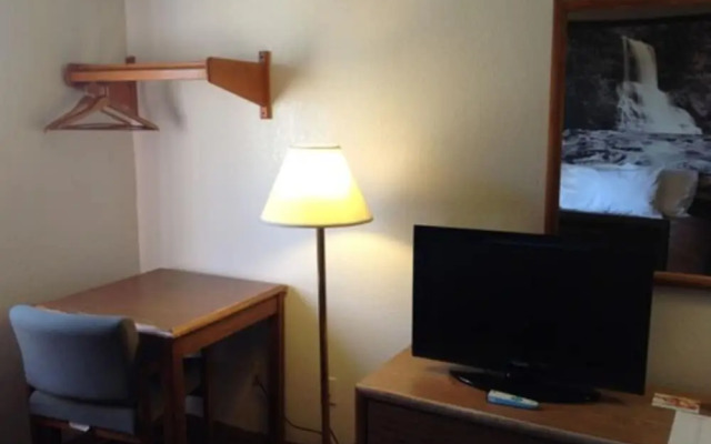 Super 8 By Wyndham Winchester Va