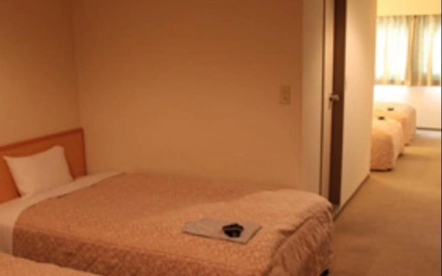 Isehara Green Palace Hotel
