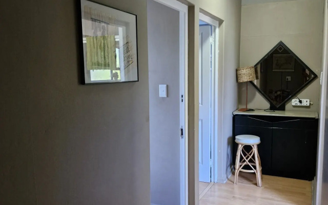 Ibis Place Guest House