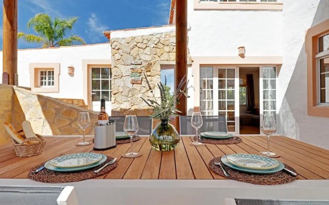 Quinta da Galina by Portucasa