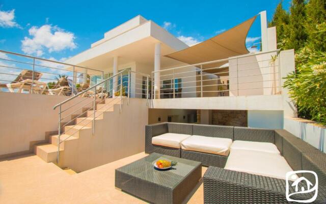 Villa Punta Vista 6 by Abahana Villas