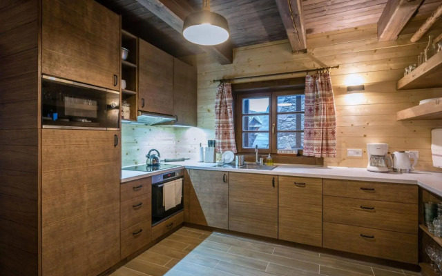 Drevenica Emilka - Nízke Tatry - Muran - Pre Rodiny