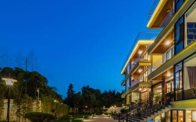 Floral Hotel Qinghe Yunqi