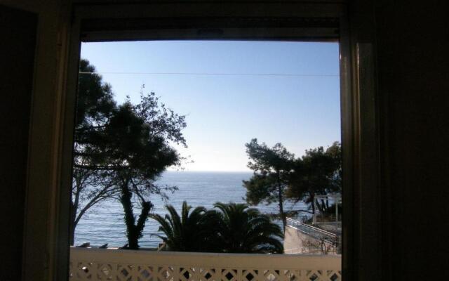 Malama S Beach House