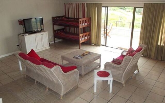 Luna Lodge