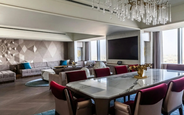Отель Four Seasons Riyadh At Kingdom Center