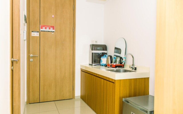 Fancy And Nice Studio At Tree Park City Cikokol Apartment