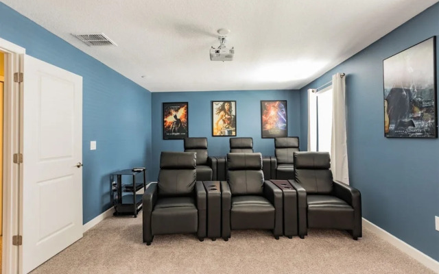 8BR ChampionsGate Pool Home w MTheater