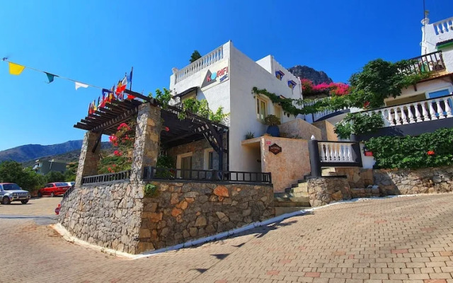 Room in Apartment - One Private Studio With Stunning Full sea View, Shared Pool and Ac
