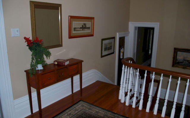 Legacy House Bed and Breakfast