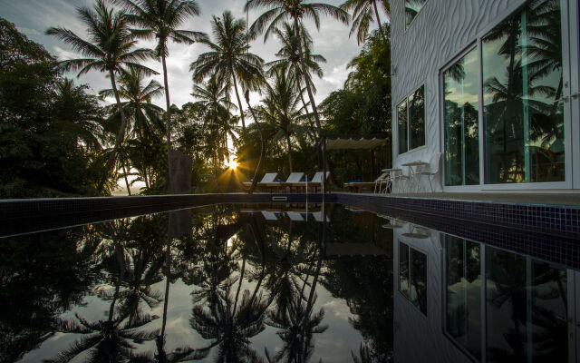 Monkey Flower Villas