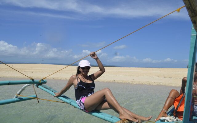 Peace & Love Beach Club