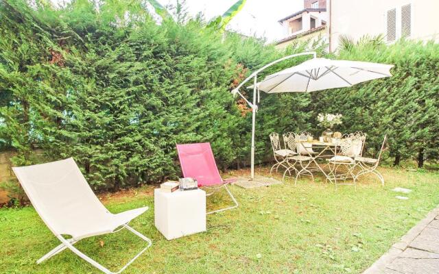 Apartment Guinigi with Private Courtyard