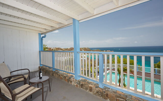 Paradise Cove Oceanfront Villas & Suites