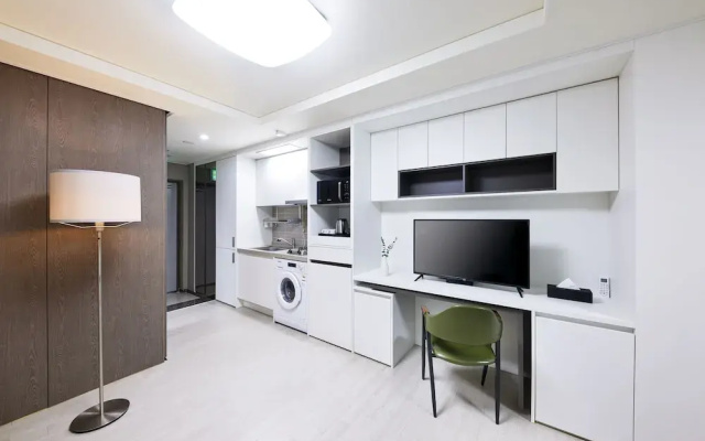 Bridge residence hotel