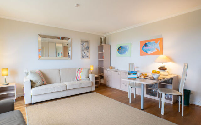 Le Palais de la Roseraie