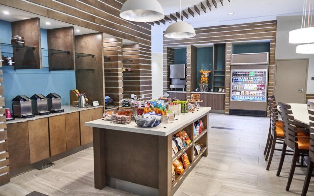 EVEN Hotel Miami - Airport by IHG