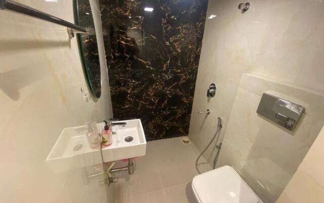 Hotel Golden Star- Near International Airport