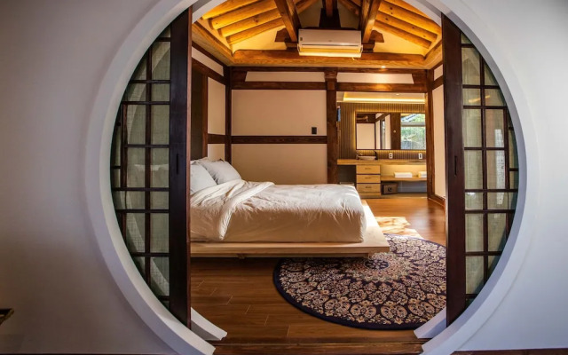 Soi Hanok Stay