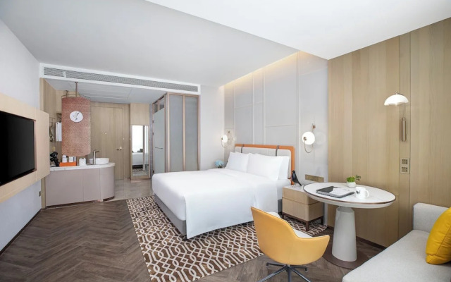 voco Chongqing Chaotianmen by IHG