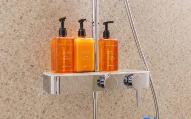 Orange Hotel (Dalian Harbor Plaza Store)