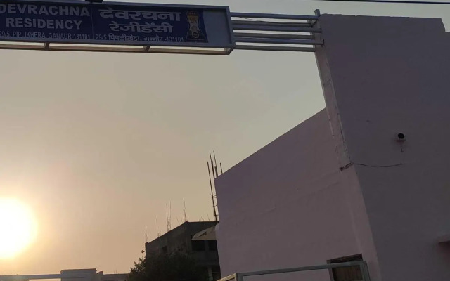 Oyo Home 88802 Devrachna Residency