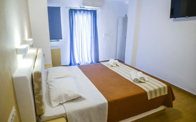 Hotel Omiros