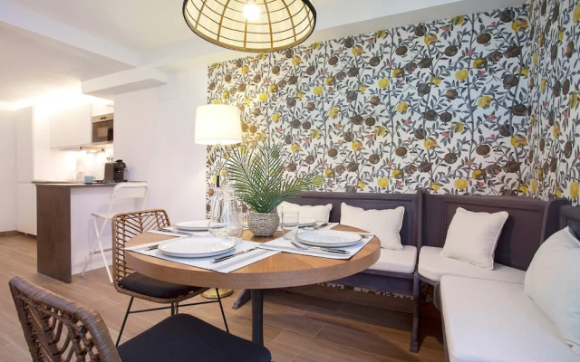 Luxury Apartment in Sevilla Center. Pajaritos III