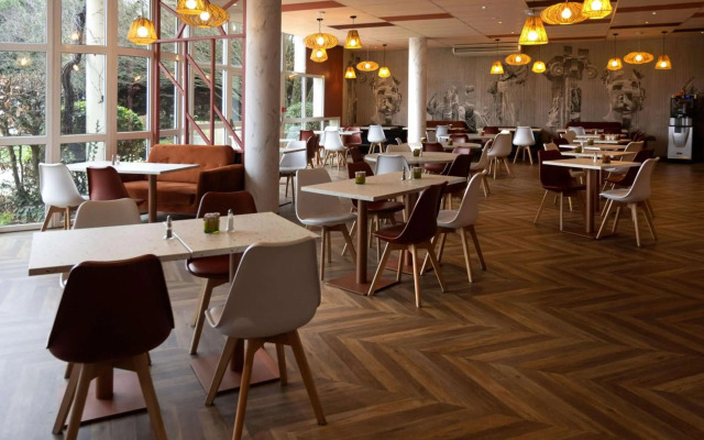 ibis Styles Chinon