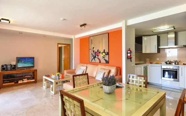Luxurious Holiday Home With Pool in Maspalomas