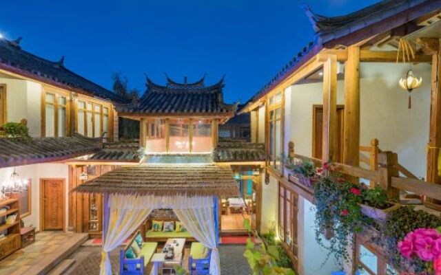 Tiancun Inn (Lijiang Shuhe Ancient Town)