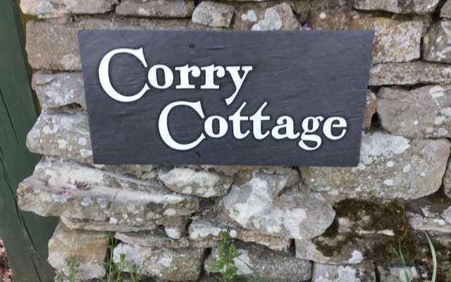 The Snug at Corry Cottage