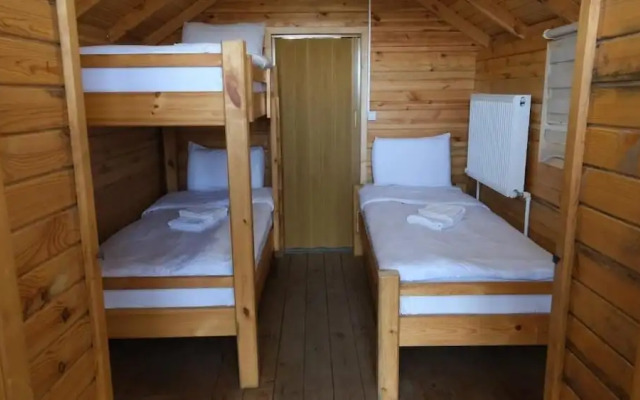 Çinarsuyu Tabi̇at Parki Bungalov