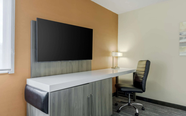 Best Western Plus Renton Inn