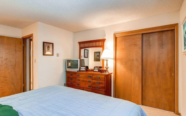 Ski Hill 36 by RedAwning