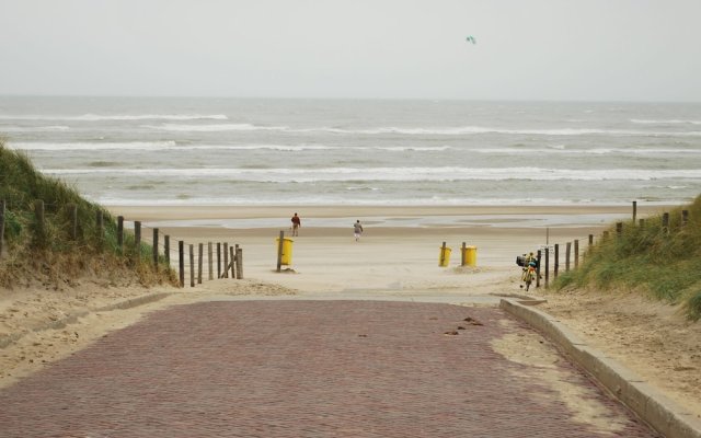 Comfortable Chalet With Dishwasher In Noordwijk, Sea At 3 Km
