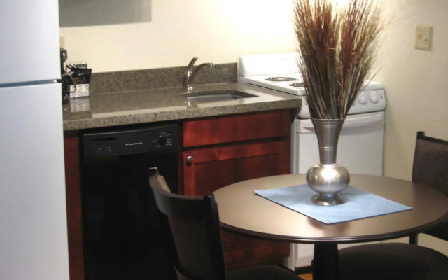 Eastland Suites Hotel & Conference Ctr, Trademark by Wyndham