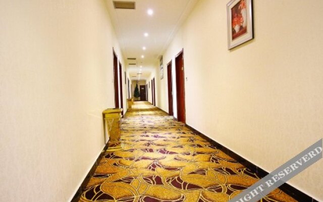 Qinbei Business Hotel