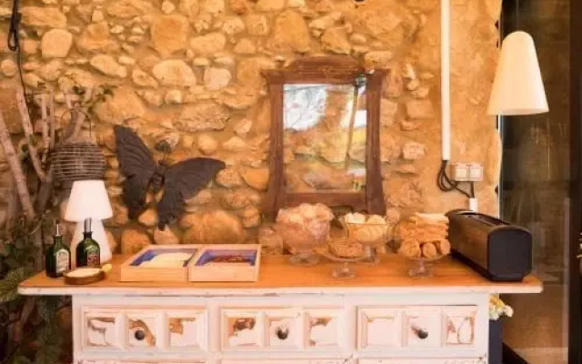 Can Patiras B&B