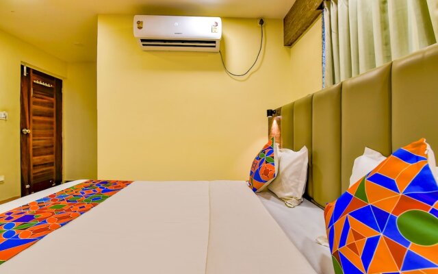 Raj Palace I by FabHotel