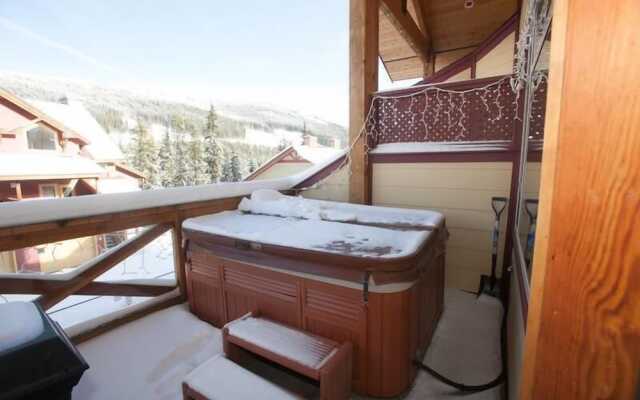 Keremeos Creek Crossing by Apex Accommo